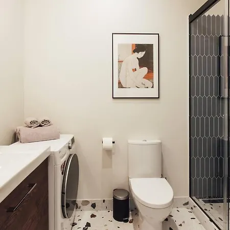 Avotu New And Cozy Place Apartment
