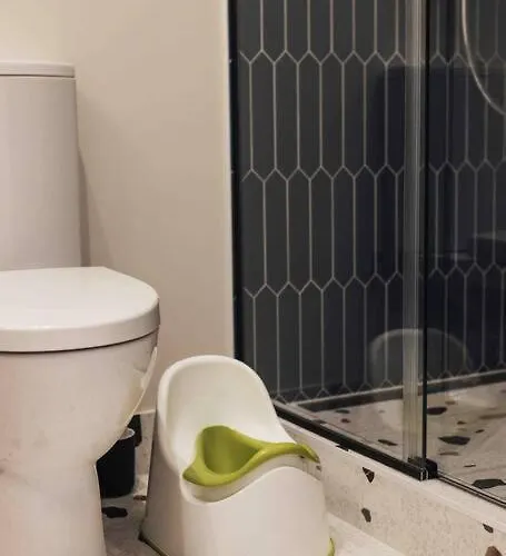 Avotu New And Cozy Place *